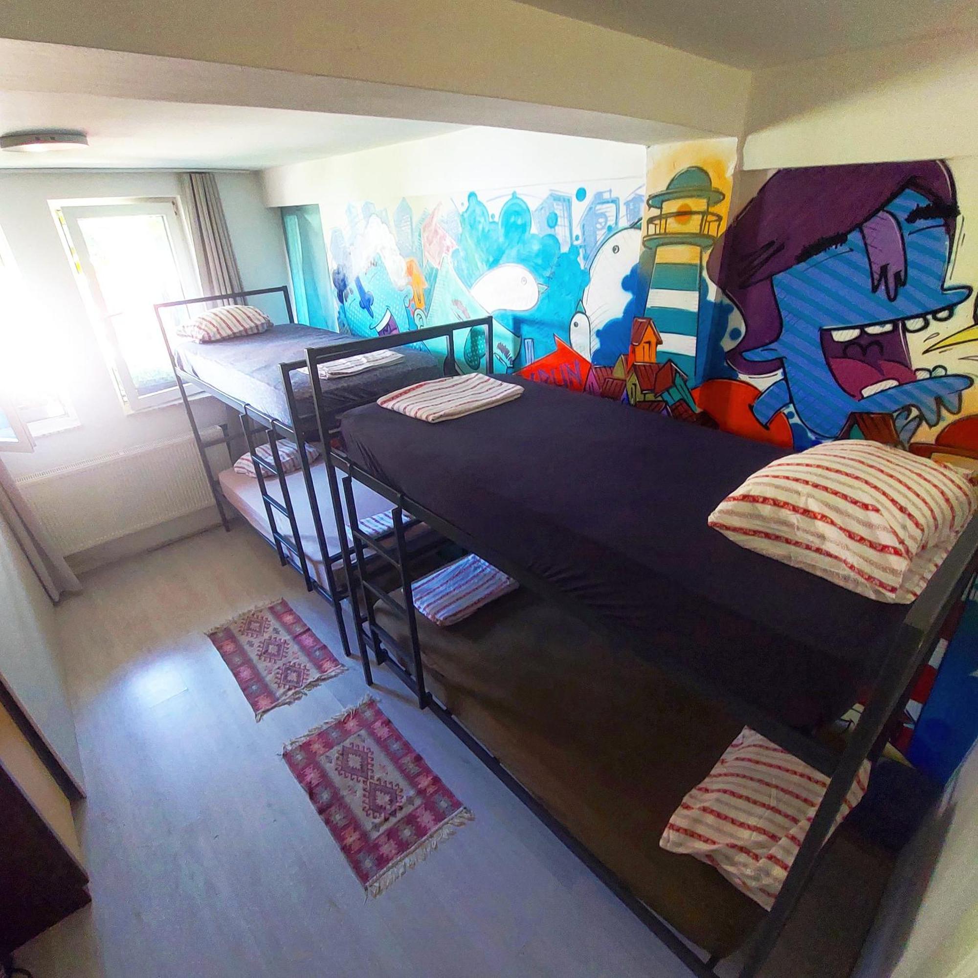 Golden Age Hostel Ohrid Buitenkant foto